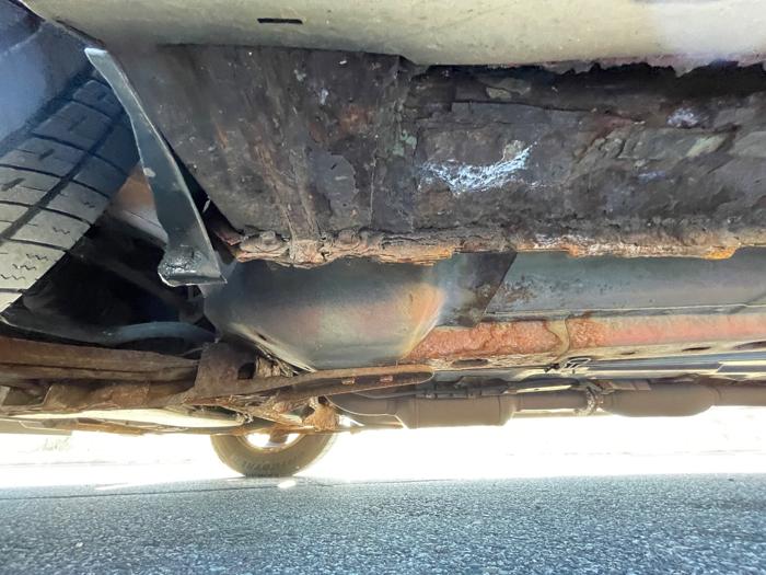 2004 chevrolet classic fleet with 143957 miles for sale near elk-river, minnesota d8daf57988f04567b73f0b924a39ac49.jpeg