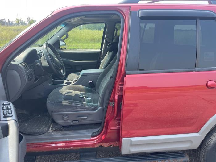 2002 ford explorer with 268813 miles for sale near elk-river, minnesota d8f1ac6be5454e379aaf97b8a24b6b9e.jpeg