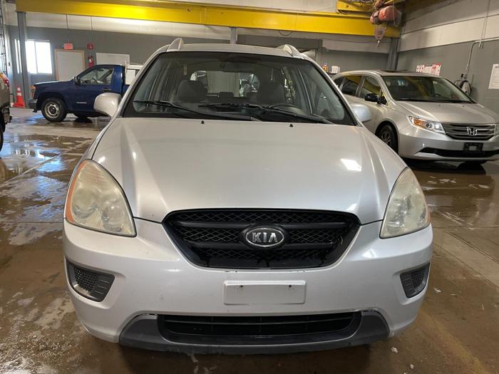2007 kia rondo lx with 200939 miles for sale near elk-river, minnesota d937ba2952f441bca45e79a2d682a88b.jpg