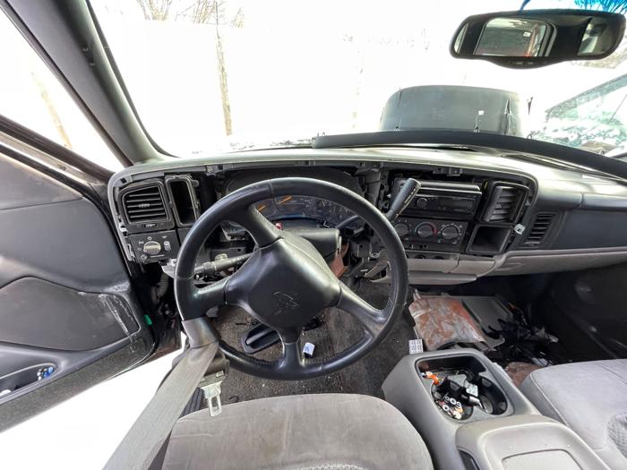 2001 chevrolet tahoe 2wd with 283729 miles for sale near elk-river, minnesota d95403e7a659440dba091f5c9af13a5e.jpeg