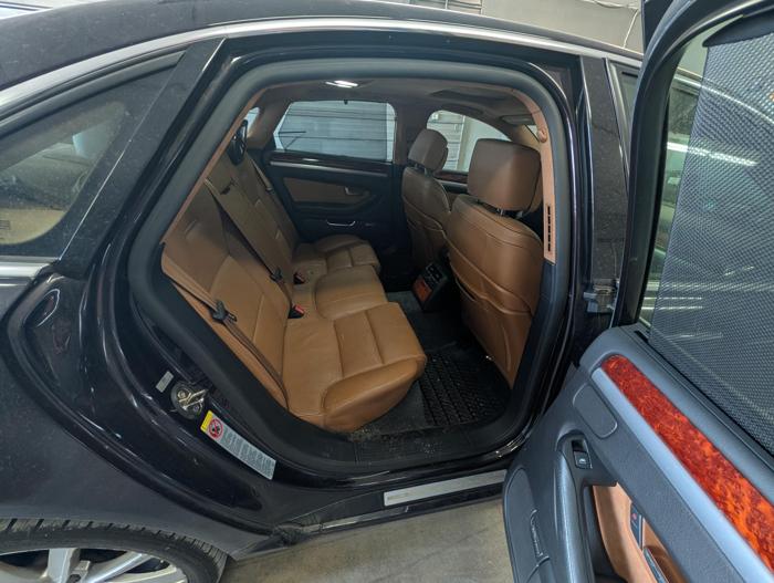 2008 audi a8 sedan with 195057 miles for sale near elk-river, minnesota d957cd925ca94ccaab3f93b2f0fe03c3.jpg