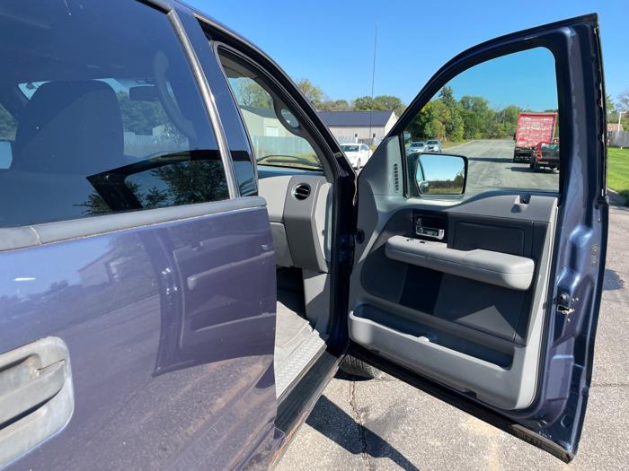 2004 ford f-150 xlt-supercrew-2wd with 97348 miles for sale near elk-river, minnesota d97b18116a5945e2bfc9a7ed35200ee8.jpeg