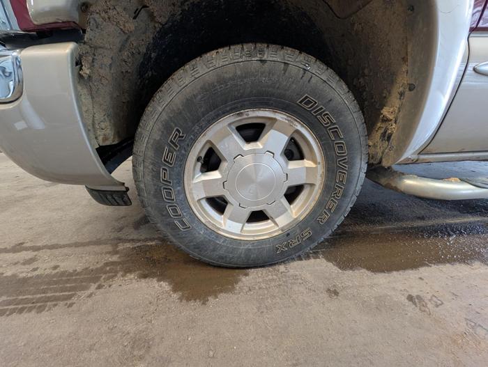 2006 gmc sierra-1500 sl-ext.-cab-4wd with 169458 miles for sale near elk-river, minnesota d97c5a7d464044de93bd67e3e7d6c6c1.jpg