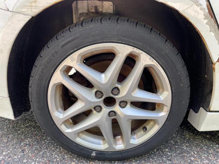 2015 ford fusion se with 207056 miles for sale near burnsville, minnesota d9953f5cf2c44533a5e8ea8b020c0e01.jpg