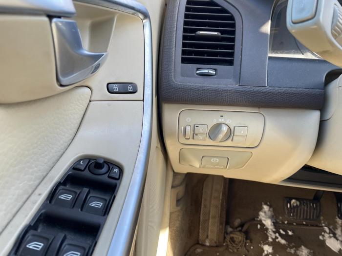 2010 volvo xc60 with 245515 miles for sale near elk-river, minnesota d9a6bfaa752d49e6bc876c36952e528f.jpg