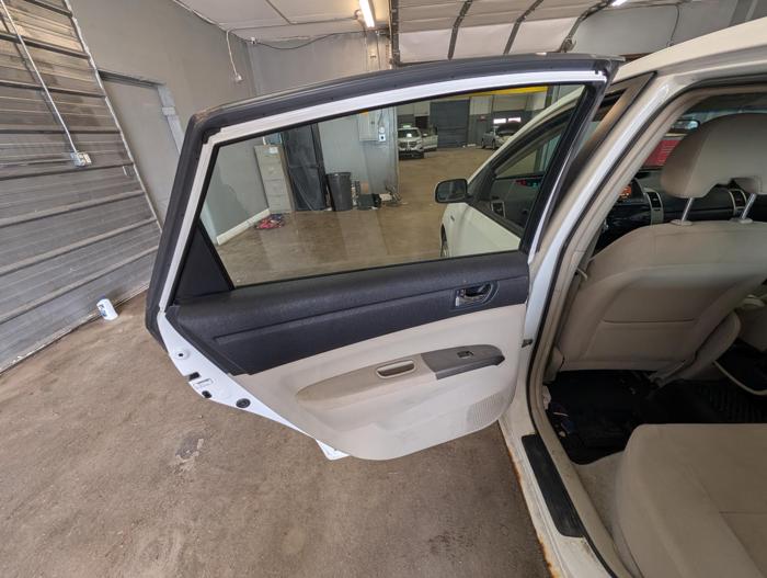 2006 toyota prius 4-door-liftback with 297498 miles for sale near elk-river, minnesota d9ae17e716204d74b07927cf6fd3a9c3.jpg