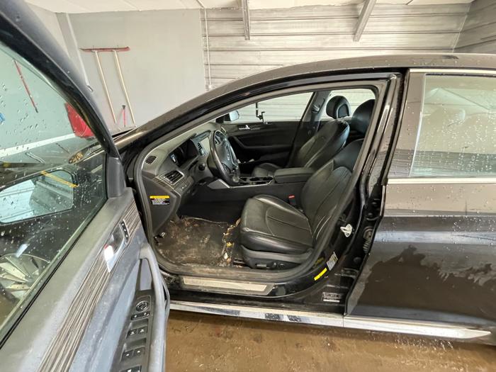 2015 hyundai sonata sport with 214808 miles for sale near elk-river, minnesota d9c789aff12140dcb1a880dd20e256db.jpeg