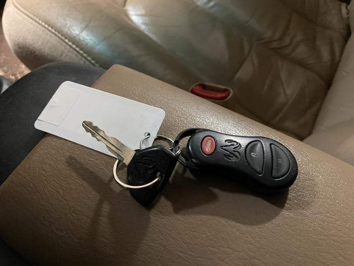 1999 dodge durango 4wd with 240421 miles for sale near elk-river, minnesota d9cb6371911f4a799da7972d21cee3a3.jpeg