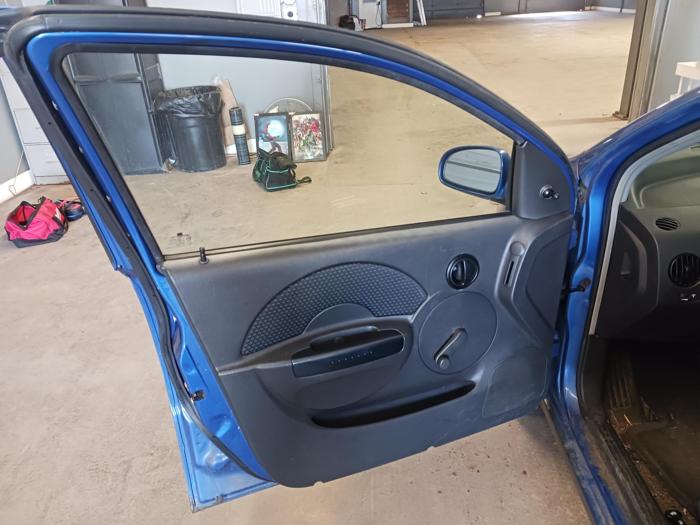 2006 chevrolet aveo ls-sedan with 118369 miles for sale near elk-river, minnesota d9e50d47a6514768b2f73022652c714e.jpg