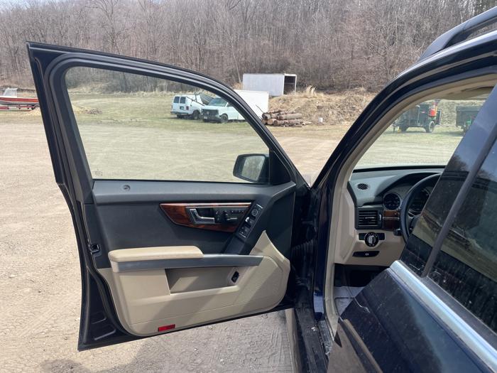 2010 mercedes-benz glk-class glk350-4matic with 139019 miles for sale near jordan, minnesota da27bef3633d4b7ebf2c830850f3afbd.jpeg