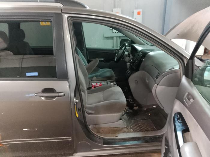 2005 toyota sienna le---7-passenger-seating with 219181 miles for sale near elk-river, minnesota da27c74bc7d6435d86431446bf20396a.jpg