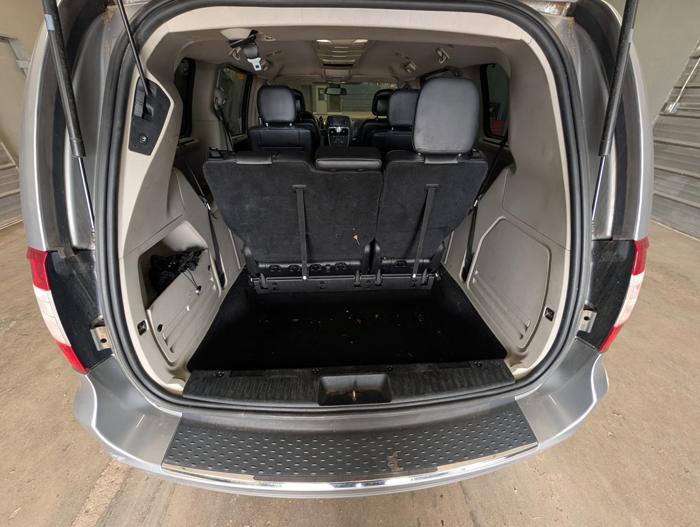 2015 chrysler town-&-country touring with 221411 miles for sale near elk-river, minnesota da41d8413df946bea4d880bfbbf467df.jpg