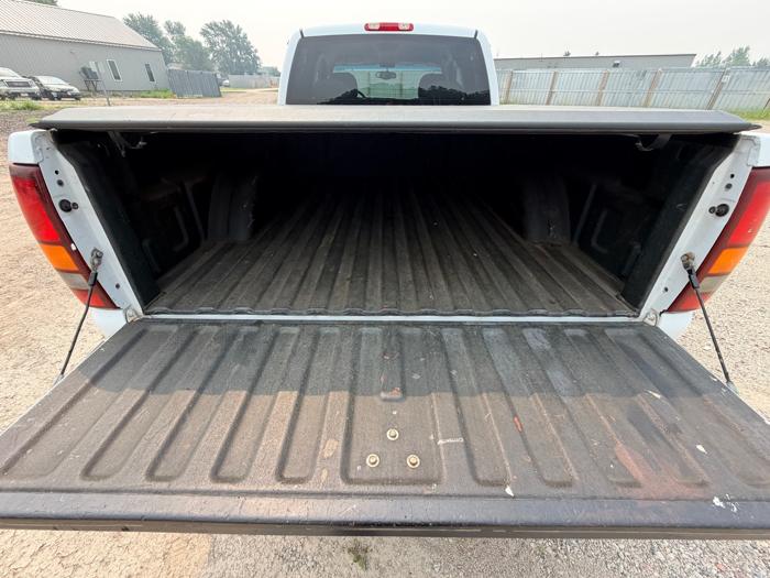 1999 gmc sierra-1500 sle-ext.-cab-short-bed-4wd with 204417 miles for sale near elk-river, minnesota da508d7801c140b9bf84bcc089951851.jpeg