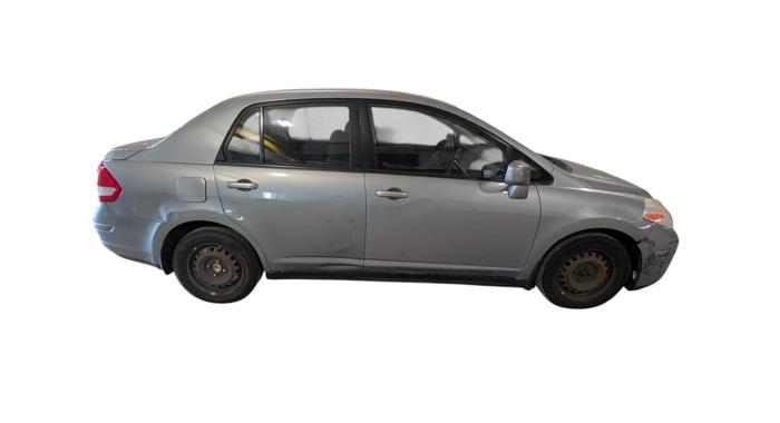 2009 nissan versa 1.8-s-sedan with 217880 miles for sale near elk-river, minnesota da684d7b87d84abfa074eaba39919014.jpg