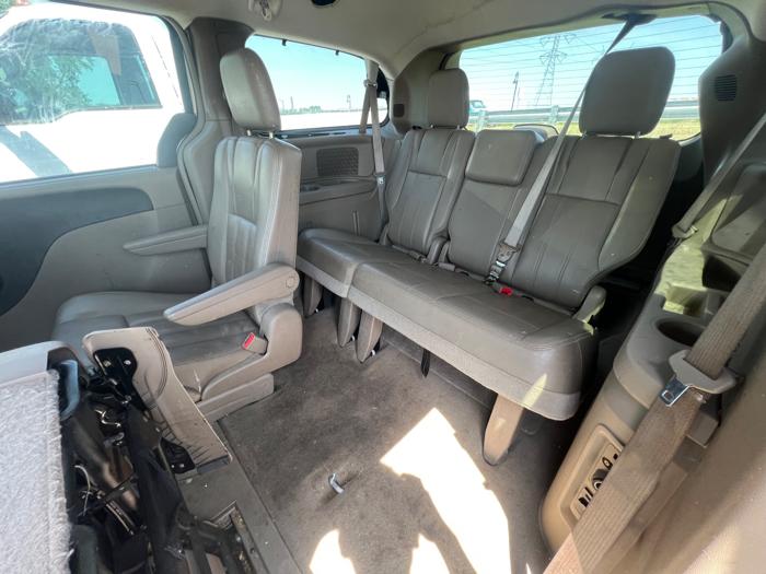 2013 chrysler town-&-country touring-l with 219628 miles for sale near savage, minnesota da6c55298f0340a78f1ae3b0392fb007.jpeg
