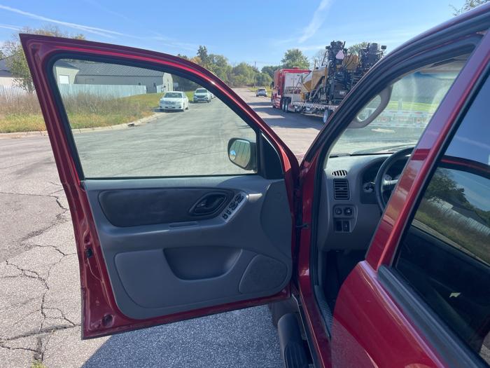 2003 ford escape xlt-popular-2wd with 140699 miles for sale near elk-river, minnesota daf885c602534a05b1acf52a6a25c151.jpeg