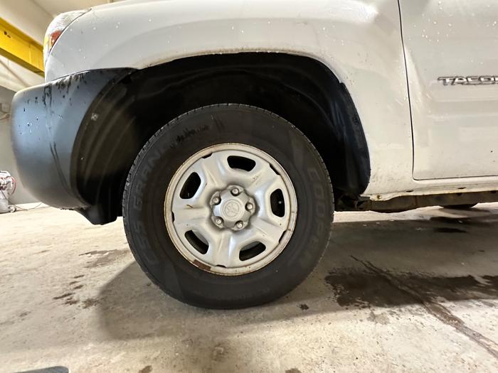 2010 toyota tacoma regular-cab-2wd with 165318 miles for sale near elk-river, minnesota db00ea1c7c9449869bb9d652d3640cb9.jpeg