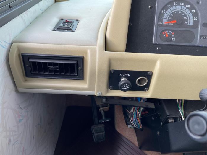 1996 fleetwood flair -33d- with 27222 miles for sale near elk-river, minnesota db0cfaae1f8f448ea56b068043e86d60.jpg