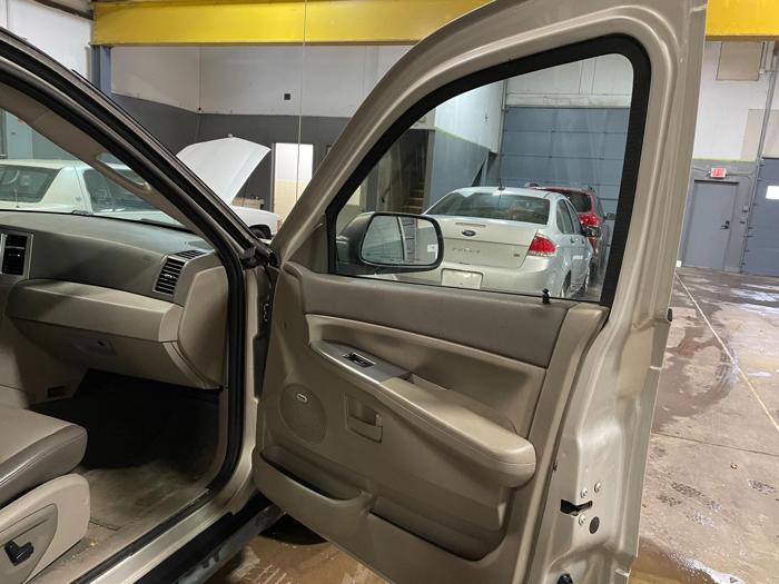 2008 jeep grand-cherokee se with 169359 miles for sale near elk-river, minnesota db10ba4faf6f4fb687dde9a26bc4bf48.jpg