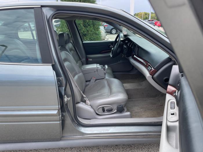 2004 buick lesabre limited with 63951 miles for sale near rochester, minnesota db4a926e95c04398b7b8c82abf297f10.jpeg