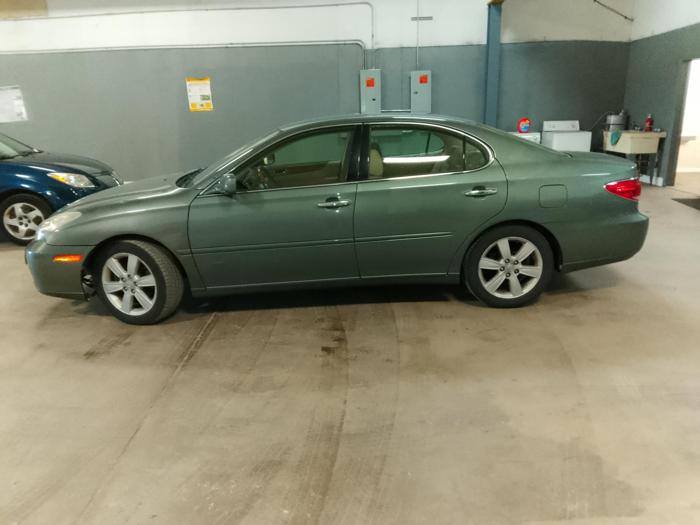 2005 lexus es-330 sedan with 212462 miles for sale near elk-river, minnesota db60f0bad23e4ebd8825cbdf2622bdd9.jpg