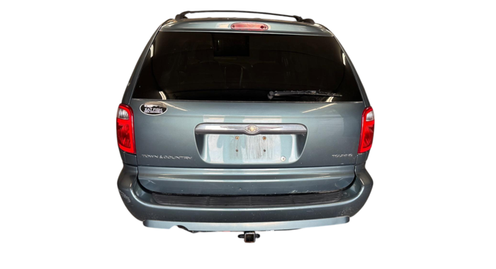 2007 chrysler town-&-country touring with 155270 miles for sale near elk-river, minnesota db6df342e38f4fc8a04b73ee8d5530b4.png
