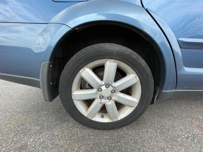 2007 subaru outback 2.5i-limited-wagon with 232089 miles for sale near elk-river, minnesota db90e8f9b9004e5dae897a18b918d72e.jpeg