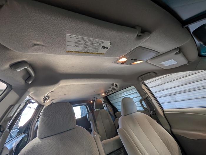 2011 toyota sienna le-8-pass-v6 with 180000 miles for sale near elk-river, minnesota dba161604d674746b289bd8bcc618fda.jpg