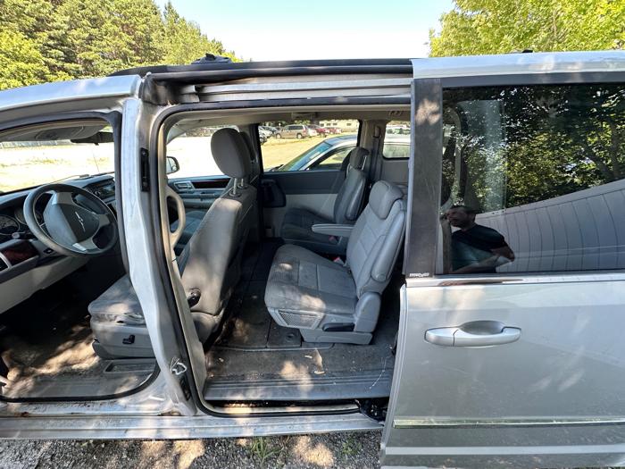 2010 chrysler town-&-country touring for sale near elk-river, minnesota dbbfc09d4b4c4051aa8be741484a0bbf.jpeg