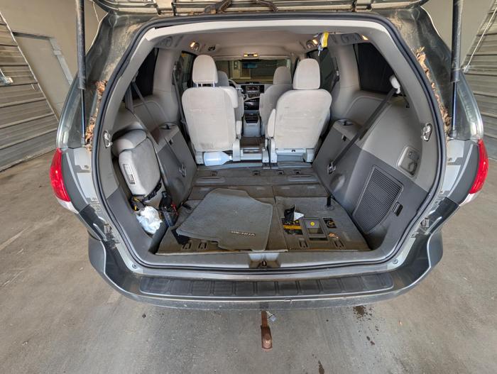 2011 toyota sienna le-8-pass-v6 with 180000 miles for sale near elk-river, minnesota dbc2ae1883d34d06b8b25bdf72f37cba.jpg