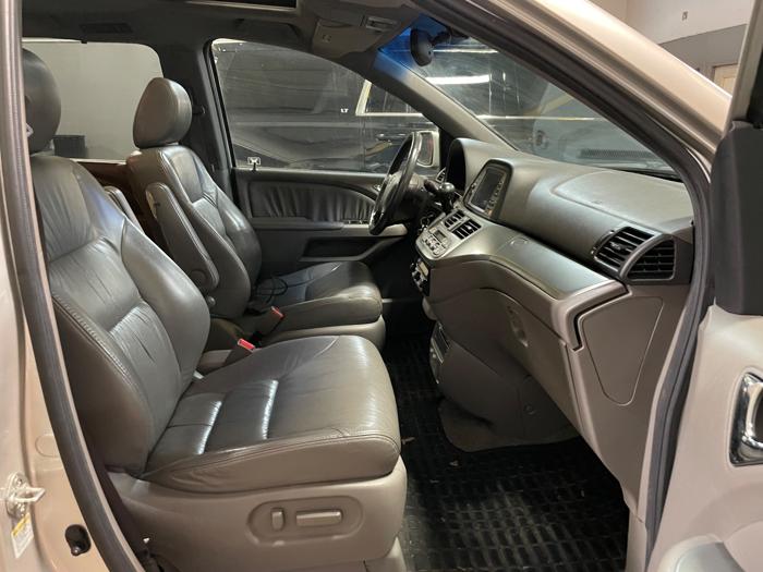 2008 honda odyssey ex-l-w--dvd with 193671 miles for sale near elk-river, minnesota dbd5095e628e4d9aaeea3c9a531ae52c.jpeg