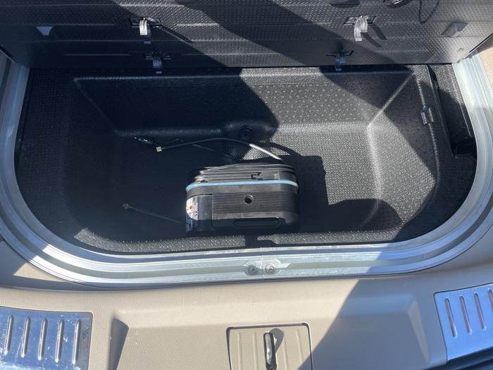 2016 cadillac srx luxury-collection-awd with 153280 miles for sale near st.-cloud, minnesota dbd8145db230459b9592a1fb2ee9175f.jpeg