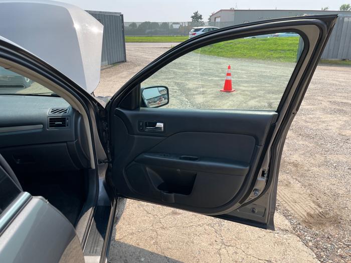 2012 ford fusion se with 181384 miles for sale near elk-river, minnesota dbdaaa20d73a48c1bf6af377f850aed6.jpeg