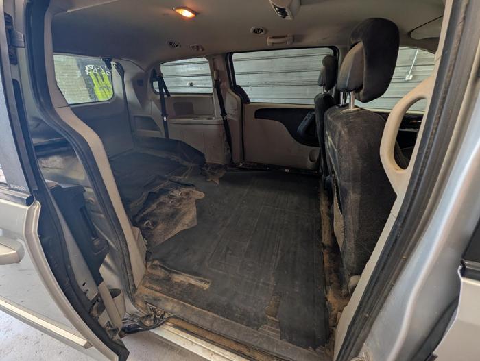 2011 dodge grand-caravan mainstreet with 179218 miles for sale near elk-river, minnesota dc1002a4bdde4312b82d02d077690c2b.jpg