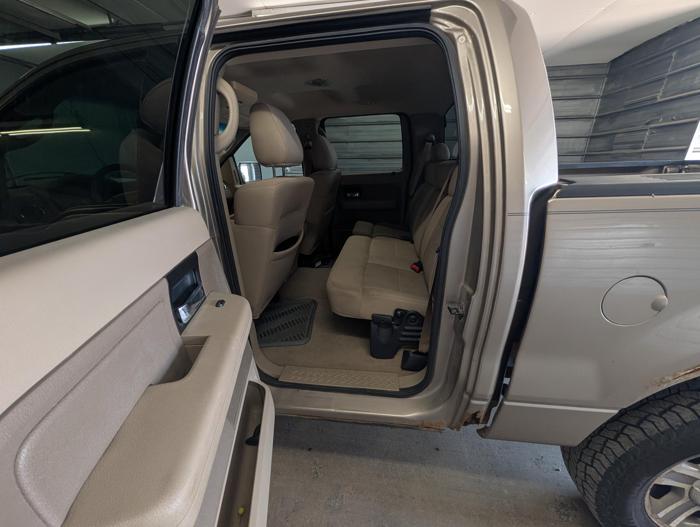 2005 ford f-150 fx4-supercrew-4wd with 288226 miles for sale near elk-river, minnesota dc11c9524a7e4dc0bf7465d7a4dbe753.jpg
