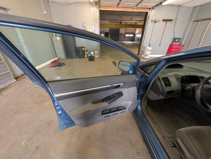 2010 honda civic ex-sedan-5-speed-at with 138627 miles for sale near elk-river, minnesota dc2701f247d1427eb605fdf98ff0644c.jpg