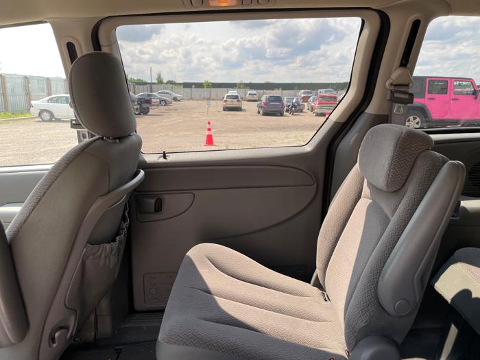 2007 chrysler town-&-country touring with 161981 miles for sale near elk-river, minnesota dc2851c78e4845daa8679300d710e72d.jpeg