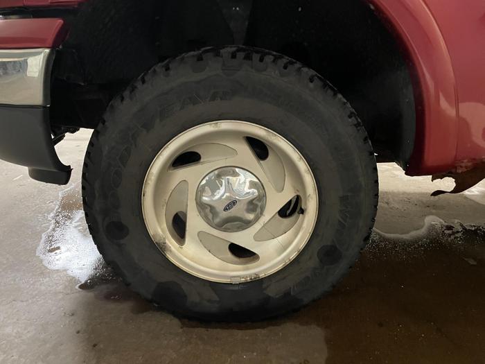 2001 ford f-150 xlt-supercrew-4wd with 200316 miles for sale near elk-river, minnesota dc2d9bd86e1d40e4bc3b33a943961077.jpg