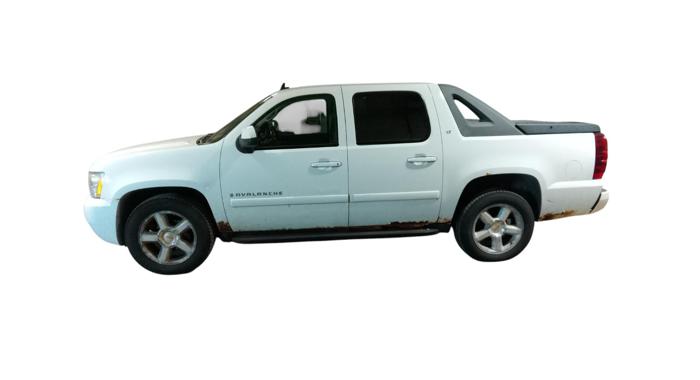 2007 chevrolet avalanche ls-4wd with 228982 miles for sale near elk-river, minnesota dcb92491e8b8429aa98a1099612d5633.jpg
