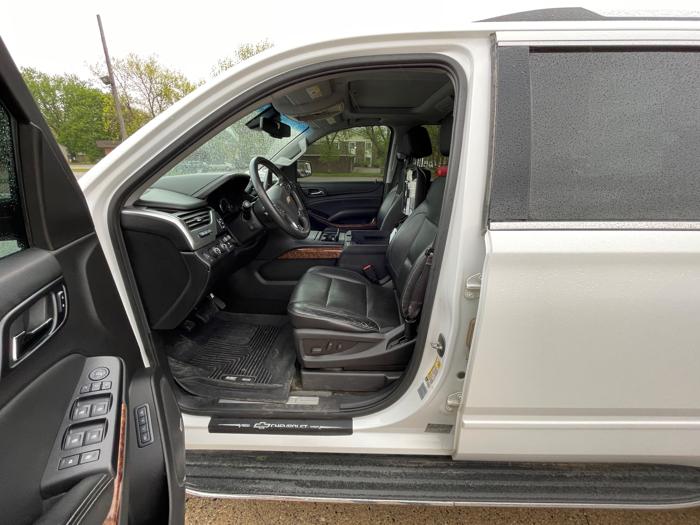2016 chevrolet suburban ltz-4wd with 192009 miles for sale near alexandria, minnesota dcb990e8ede246e6b8b6380f786df946.jpeg
