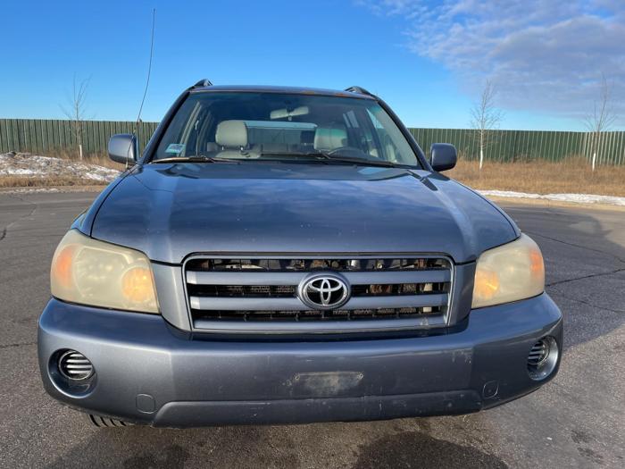 2004 toyota highlander std with 199026 miles for sale near elk-river, minnesota dccf92f1412b44d7af1fd096347834a2.jpg