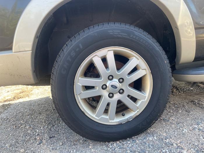 2008 ford explorer eddie-bauer-4.0l-2wd with 248822 miles for sale near elk-river, minnesota dcd03058d8f44464ac4a90db4843227c.jpeg