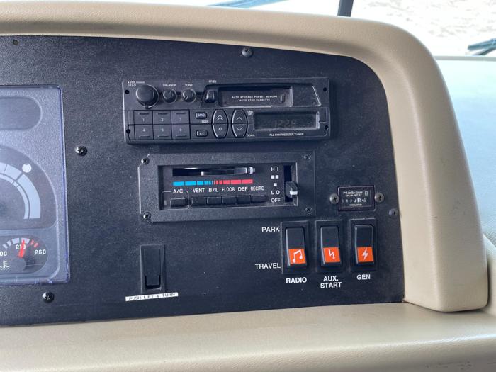 1996 fleetwood flair -33d- with 27222 miles for sale near elk-river, minnesota dcd99b2c0e4c4b78b924a553fb45097f.jpg