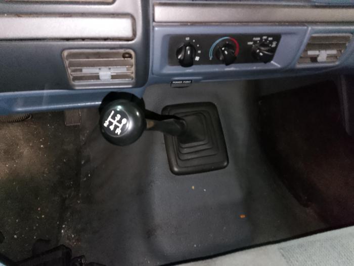 1993 ford f-150 s-reg.-cab-short-bed-2wd with 183885 miles for sale near elk-river, minnesota dce996b519394a5f9606292d312ac268.jpg