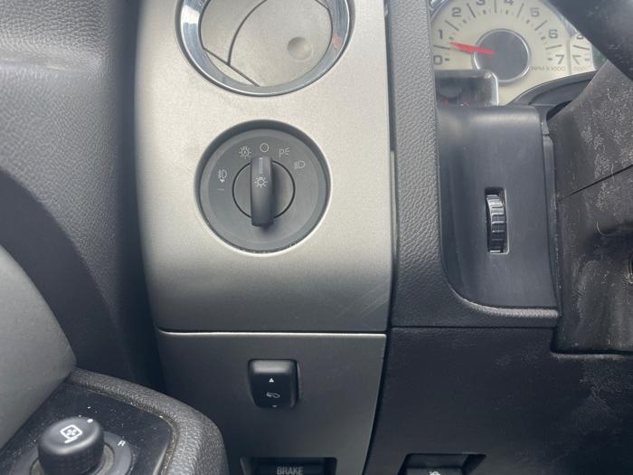 2014 ford expedition el-limited-4wd with 165463 miles for sale near annandale, minnesota dd209ec39bb54e62b010e99e1b1d9d9e.jpeg