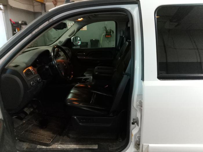 2007 chevrolet avalanche ls-4wd with 228982 miles for sale near elk-river, minnesota dd6f41337d7840ea8ed4489951756835.jpg