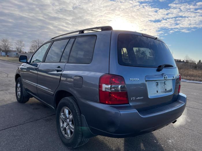 2004 toyota highlander std with 199026 miles for sale near elk-river, minnesota dd77160711534f34a049008bbf608e7a.jpg