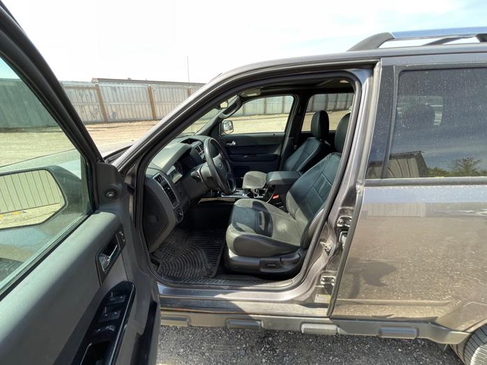 2012 ford escape limited-fwd with 282562 miles for sale near elk-river, minnesota ddbf4b0648f4425aaf941c5bf07993c1.jpeg