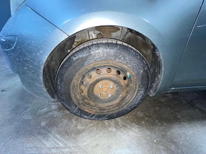 2009 toyota yaris liftback-s-5-door-at with 178503 miles for sale near elk-river, minnesota ddc1d74ee21c4bb4b45862eef762e201.jpeg