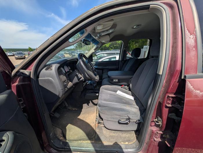 2002 dodge ram-1500 st-quad-cab-short-bed-4wd with 188652 miles for sale near elk-river, minnesota ddd1f8c0a9354b46997e4e71a705a668.jpg